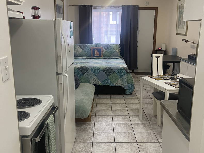 Hela Huset Montréal 266611-1