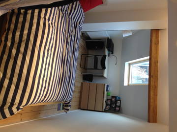 Roomlala | Bom colega de quarto perto de Flagey