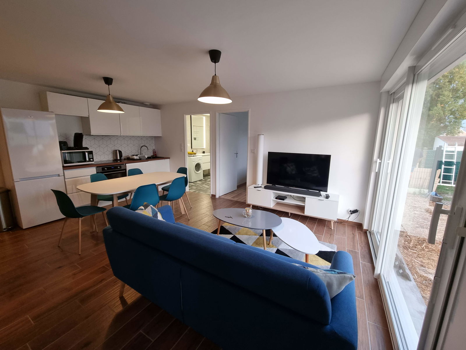 Estudio Independiente Saint-Denis-de-l'Hôtel 263618