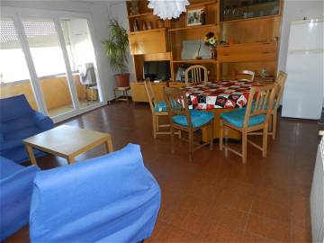 Room For Rent Cornellà De Llobregat 230281-1