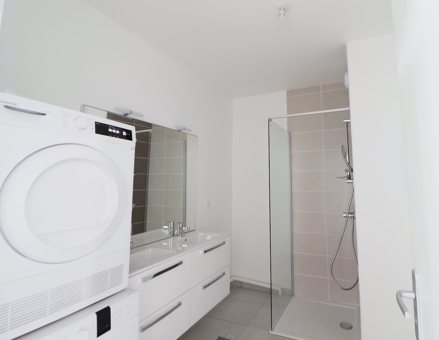 Colocación Villeurbanne 261600