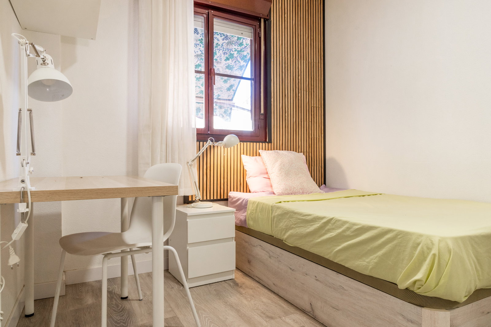 Habitación En Casa Del Anfitrión Madrid 666636