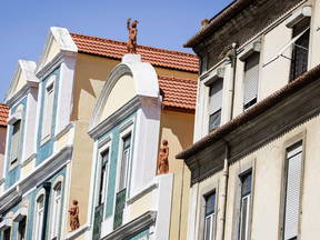 Hei Lissabon! Viihtyisä ja valoisa asunto Bela Vistassa odottaa sinua!
