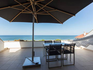 Roomlala | Breakfast With A Sea View