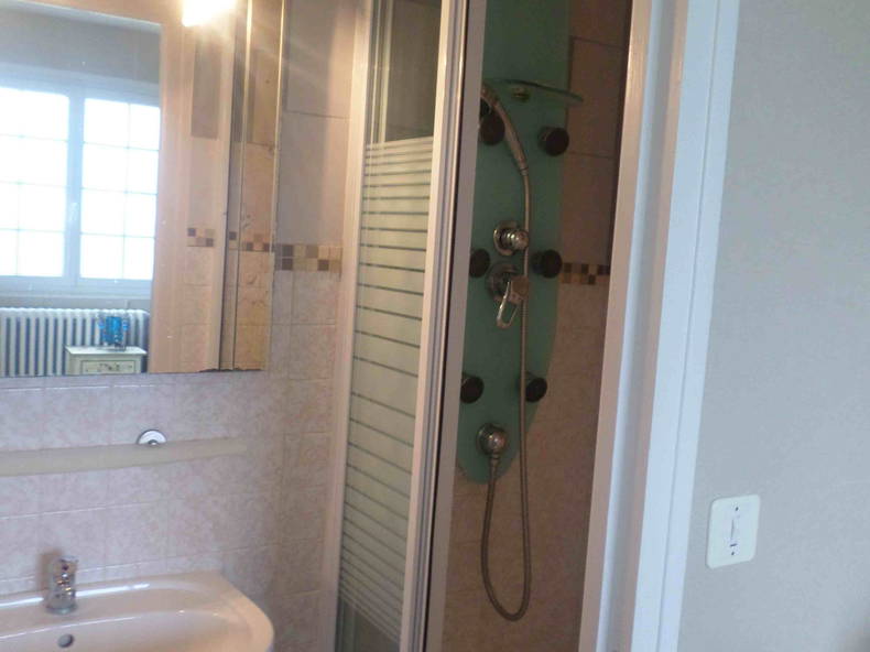 Homestay Chevaigné 216431-3