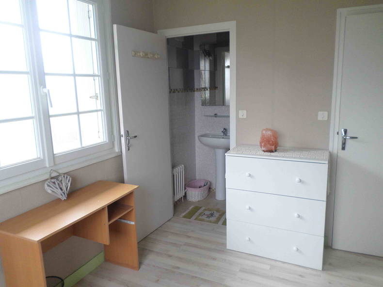 Homestay Chevaigné 216431-4