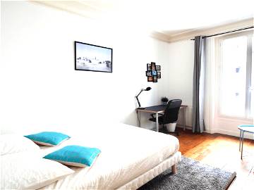 Roomlala | Bright And Warm Room – 13m² - PA49