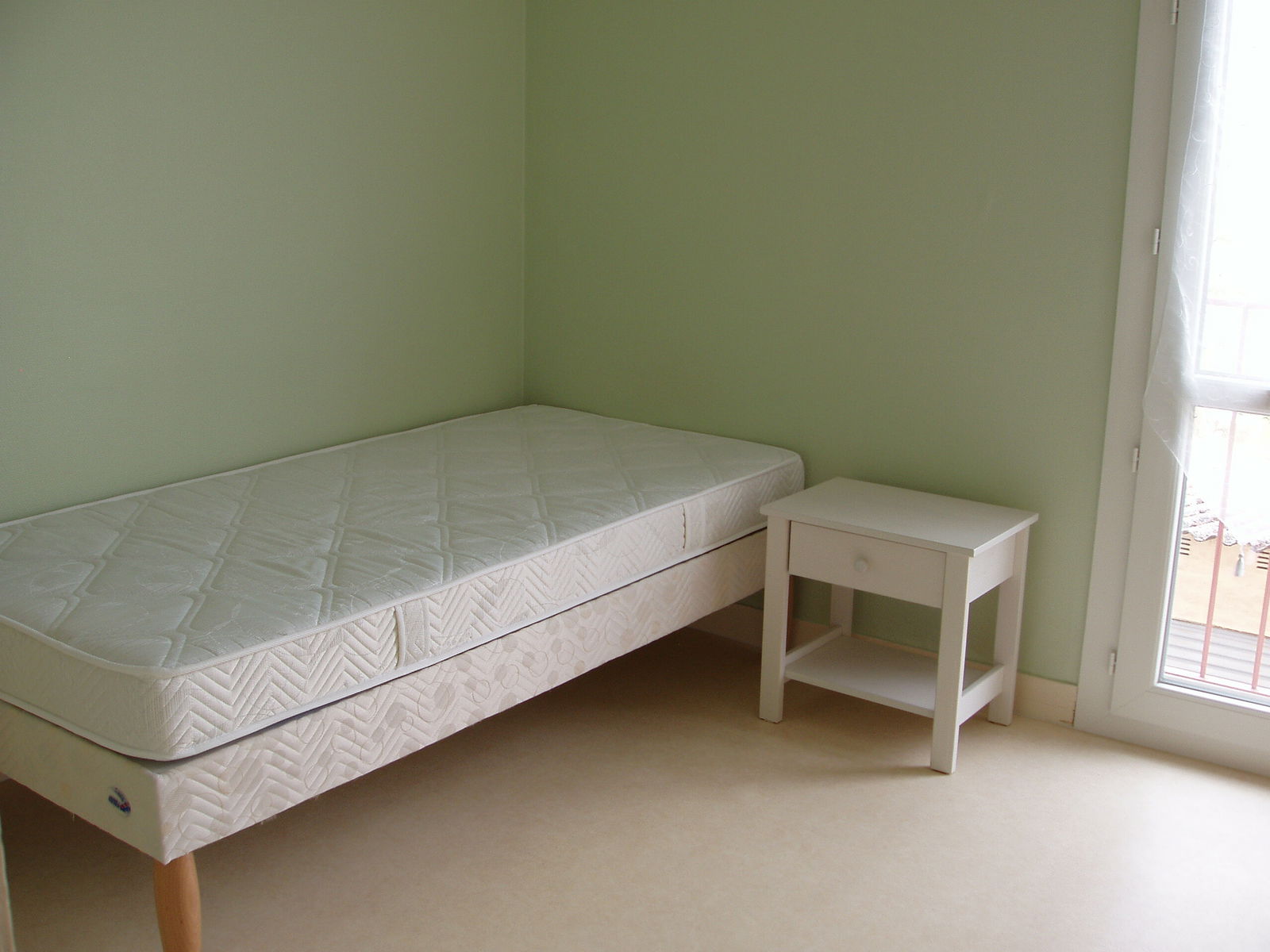 Homestay Le Mans 74447