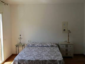 BRIGHT ROOM NEAR HOSPITAL ALZIRA