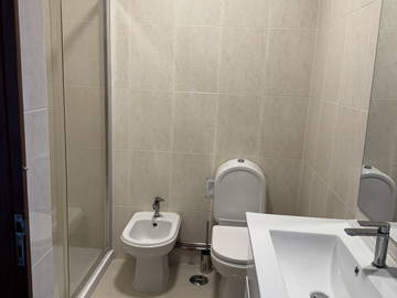 Gastfamilie à louer à Almada - anderer Raum-24
