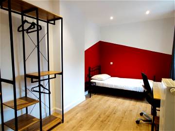 Roomlala | BUENAS VIBRAS | Apartamento compartido amueblado idealmente ubicado CH6