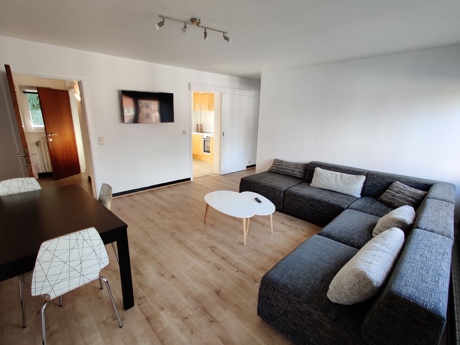 Colocación Charleroi 256948