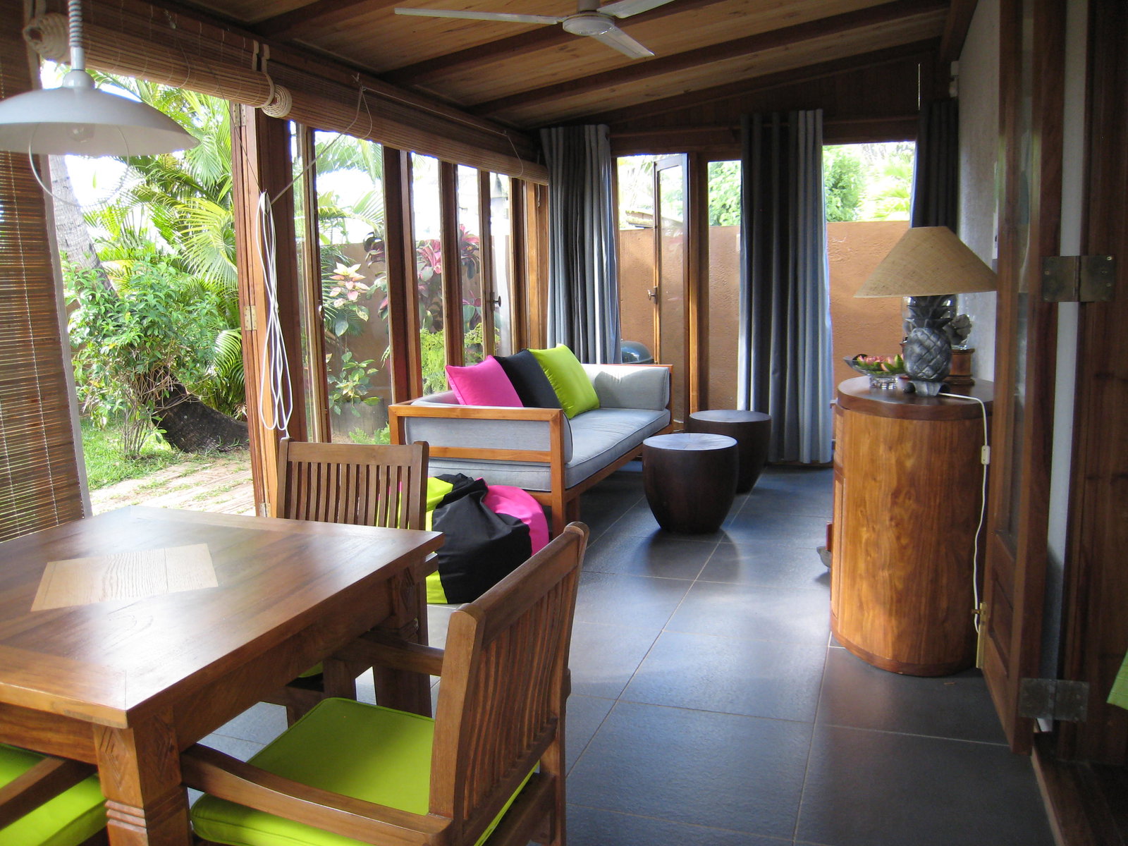 Entire Home Tamarin 661166