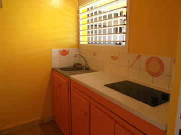 Roomlala | Bungalow Do Wynajęcia W Tartane, 50 M Od Plaży 
