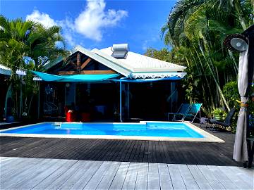 Roomlala | Bungalow with swimming pool 500m from the beach