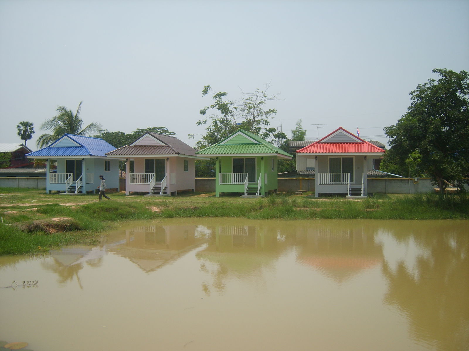 Habitaciones De Huéspedes Bua Yai 75240