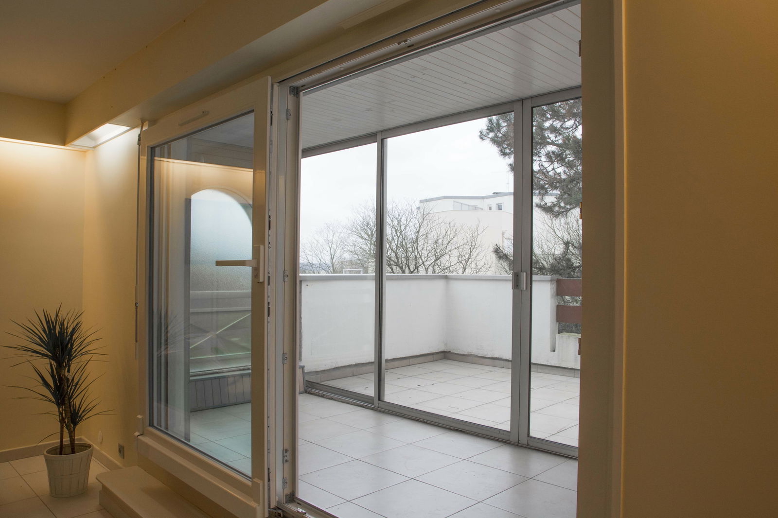 Colocación Champs-sur-Marne 121604