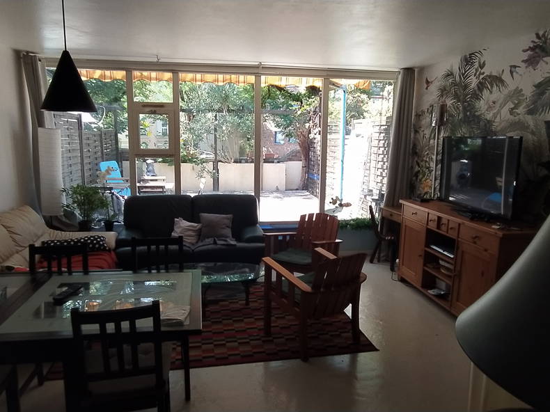 Kolokation Évry-Courcouronnes 529957-5