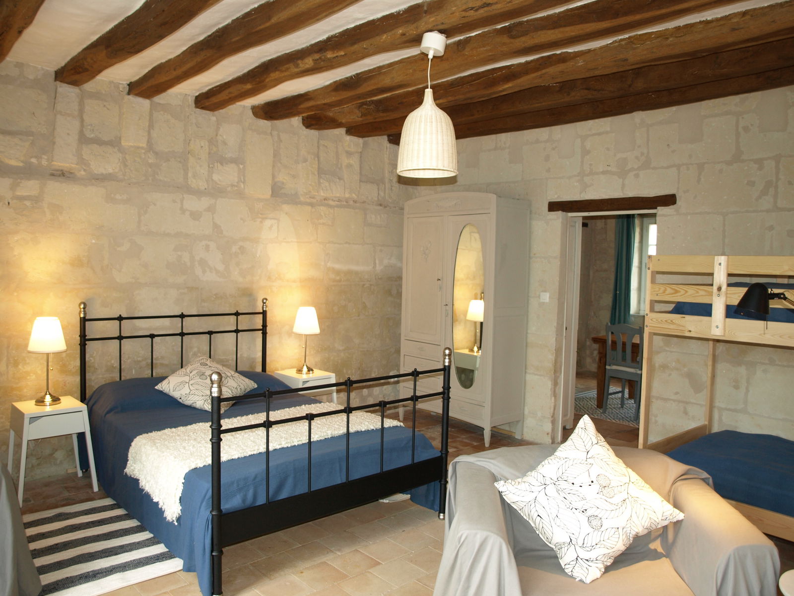 Habitaciones De Huéspedes La Chapelle-sur-Loire 83563