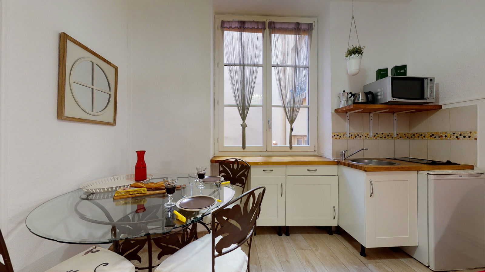 Entire Home Lyon 180785