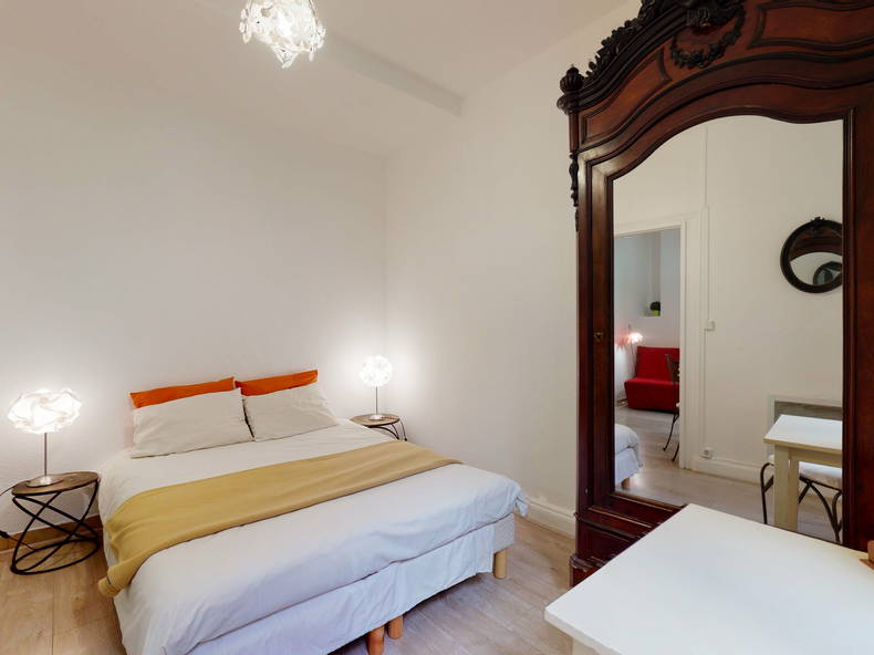 Cały Dom Lyon 180785-3