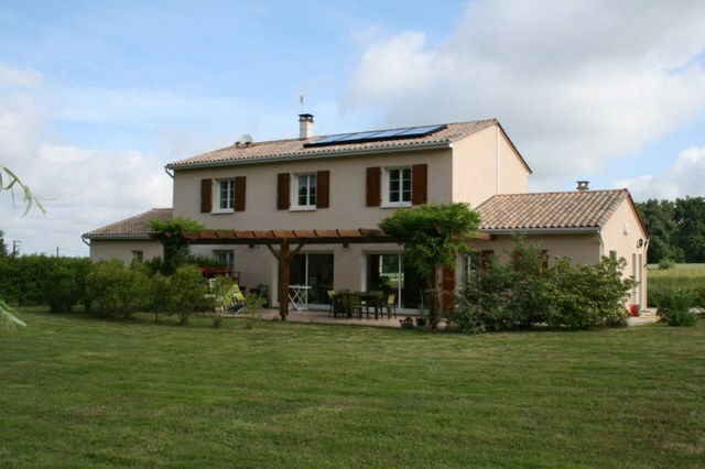 Habitaciones De Huéspedes Polignac 12022