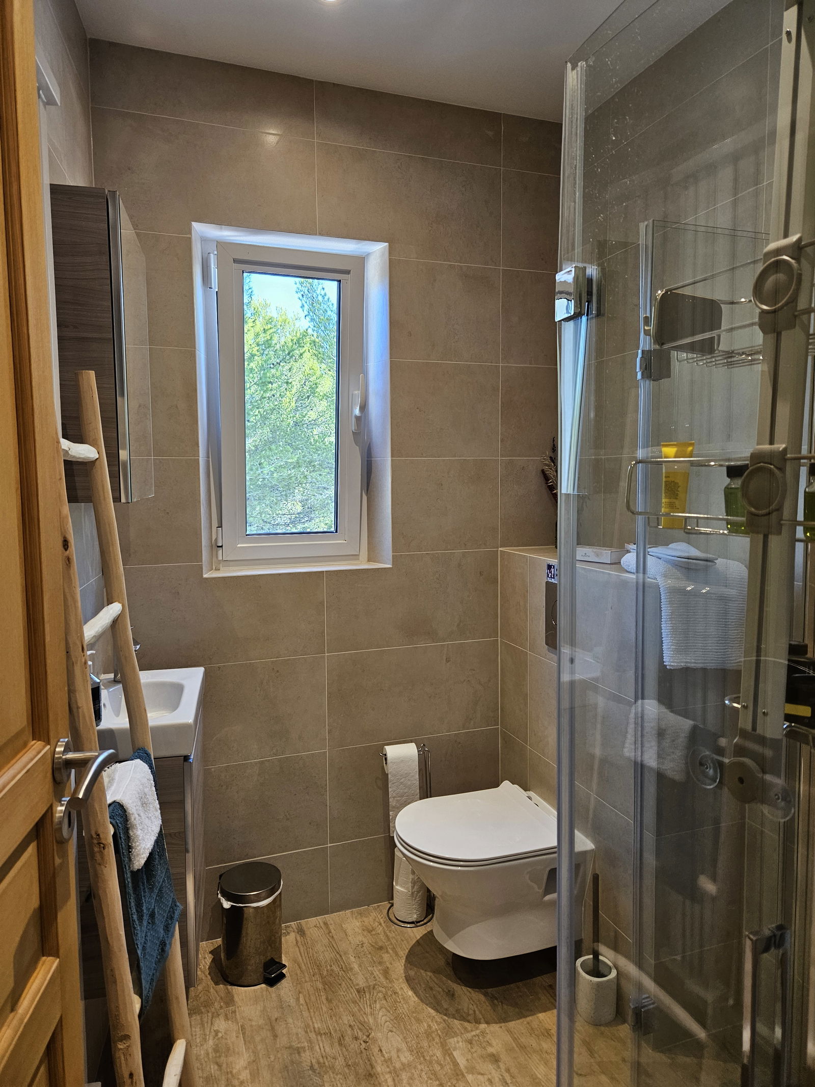 Habitaciones De Huéspedes Lambesc 443135