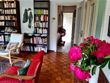 Roomlala | Camera Arredata In Casa Tranquilla Con Giardino