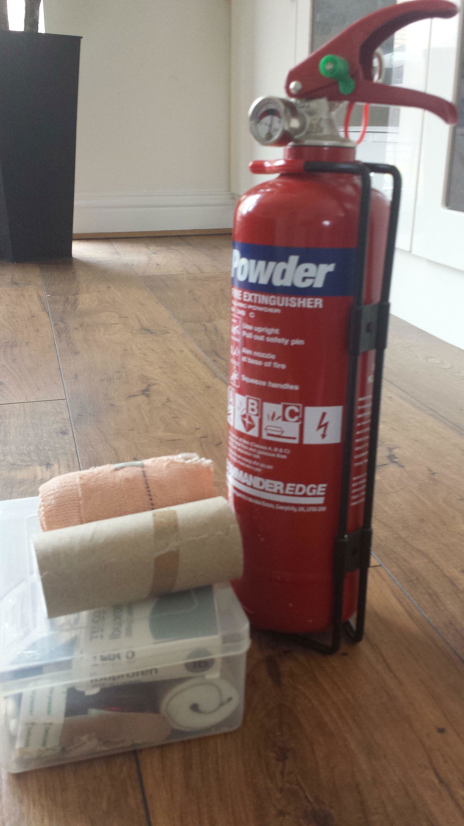 Famiglia CB4 2UG 200141