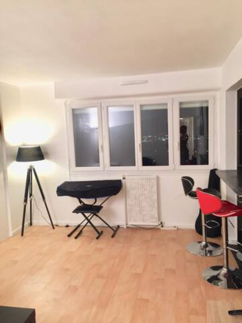 Collocazione Épinay-sur-Seine 221297