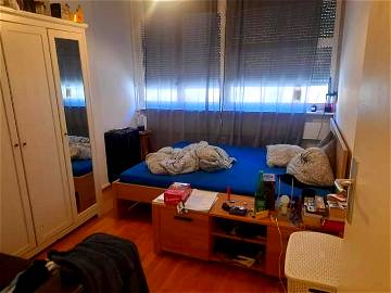 Roomlala | Camera condivisa appartamento 60-70m² Eaux-Vives