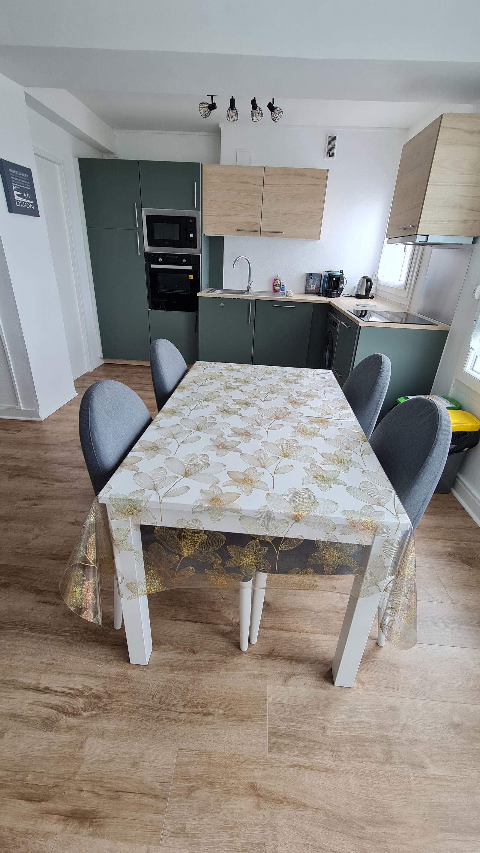 Collocazione Dijon 494900