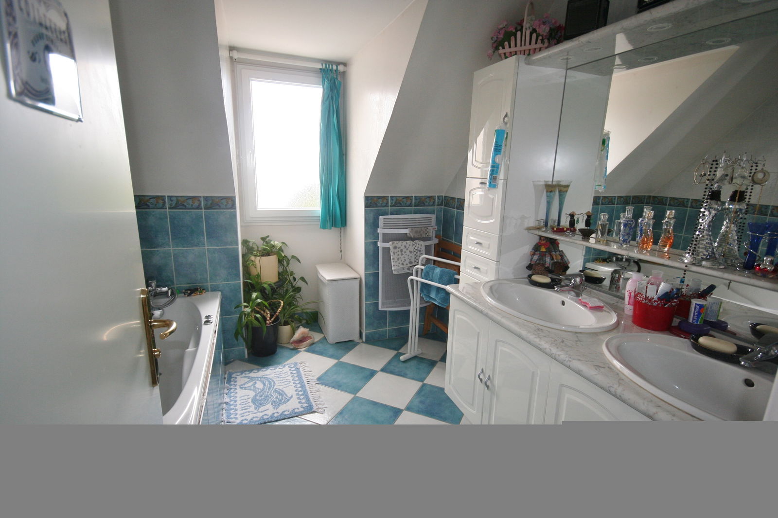 Famiglia Verneuil-sur-Seine 253997