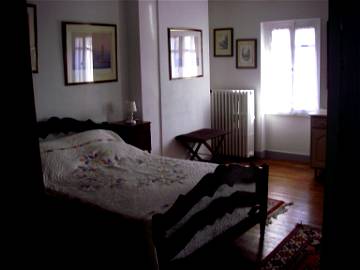 Roomlala | Camera Da Letto 23 M², Bagno / Wc, Giardino