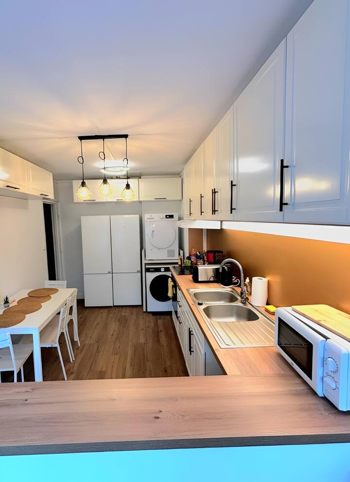 Collocazione Paris 664512