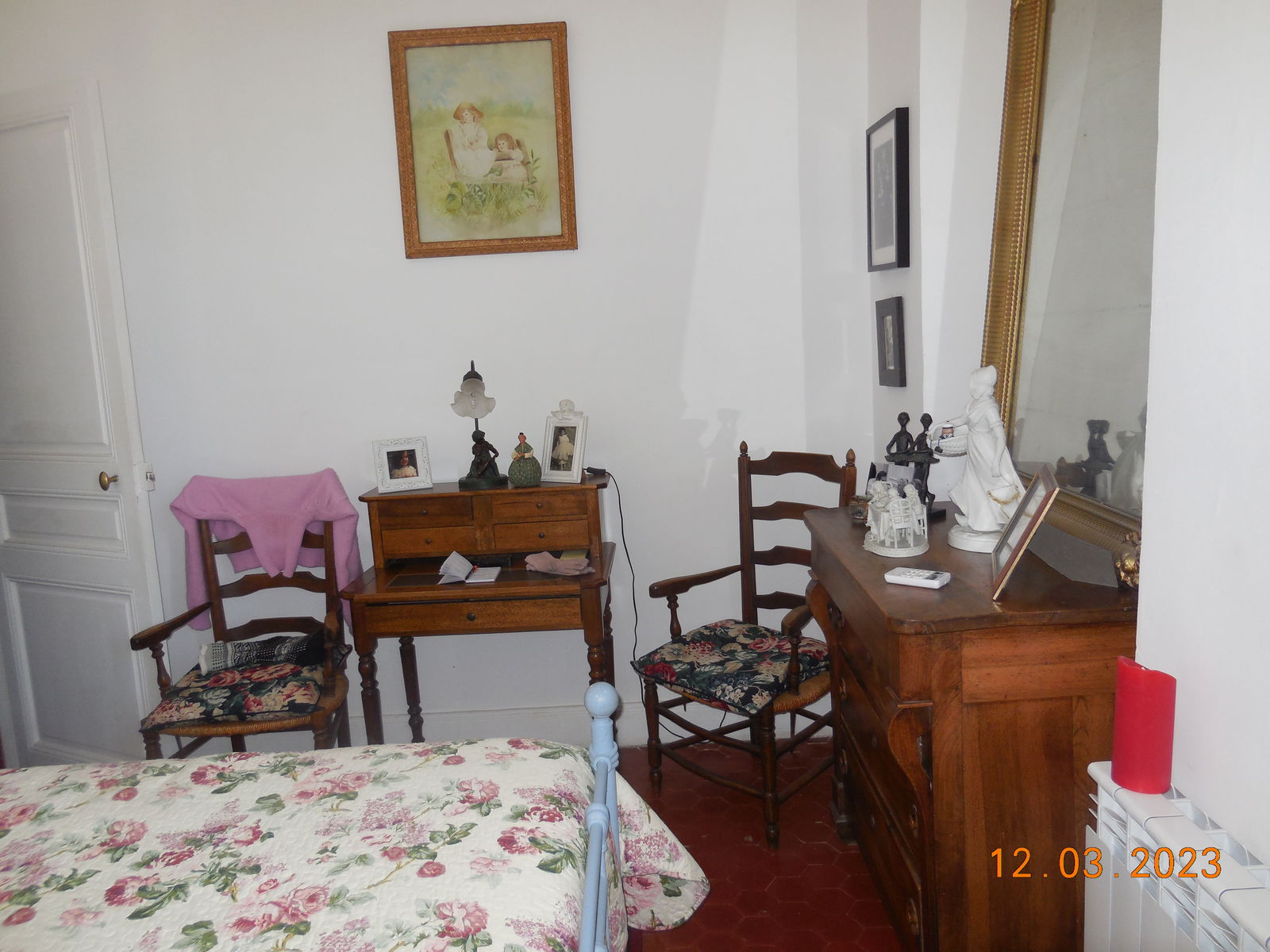 Famiglia Nîmes 582595