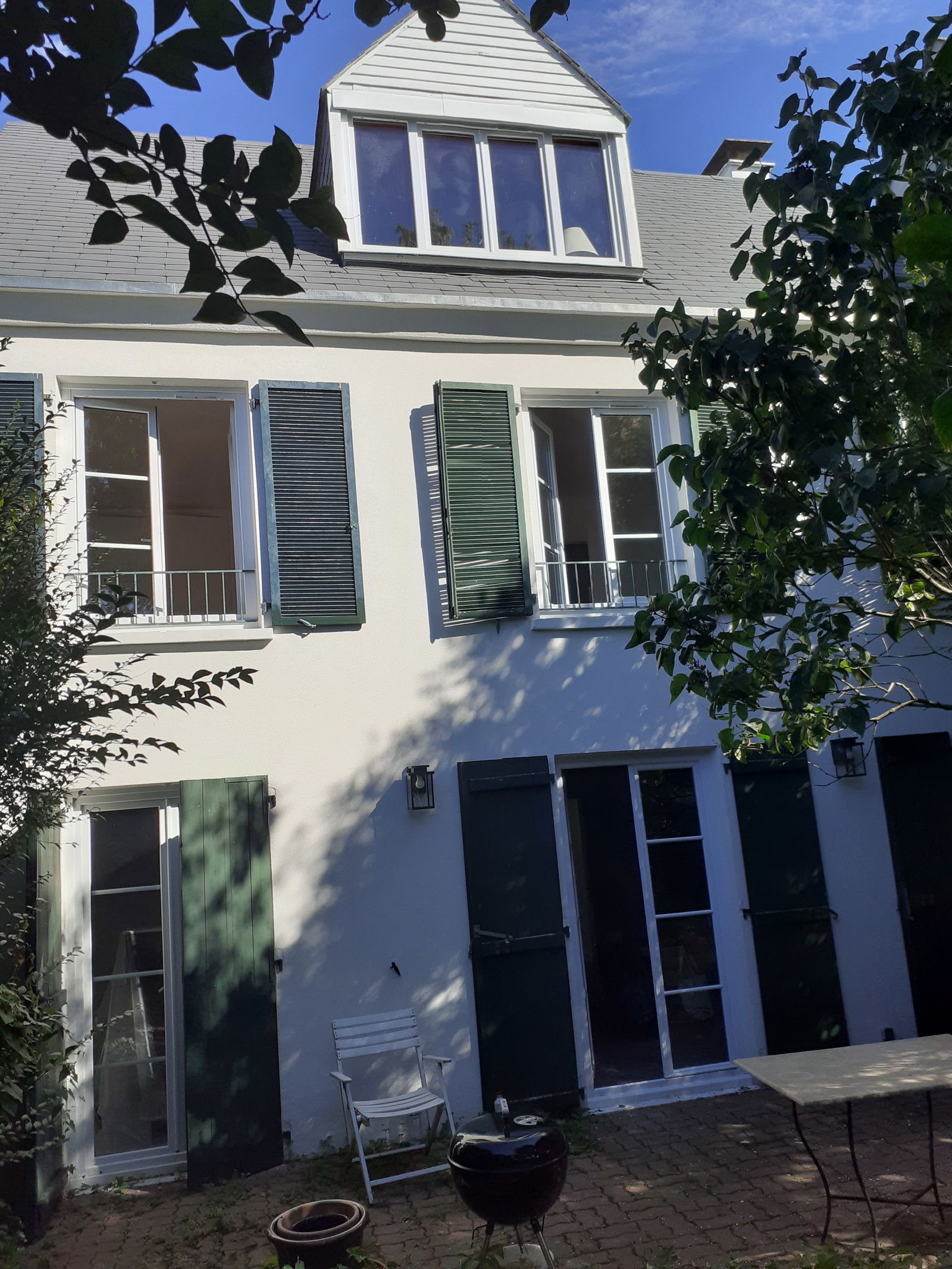 Famiglia Vert-Saint-Denis 310391