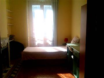 Roomlala | ´Camera Madrid In Appartamento Condiviso