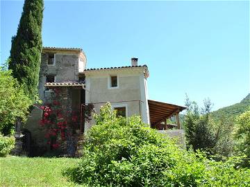 Roomlala | Camere In Affitto Nelle Cévennes