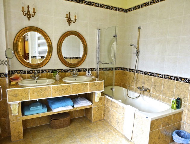 Camere Per Gli Ospiti Tournon-Saint-Pierre 49257