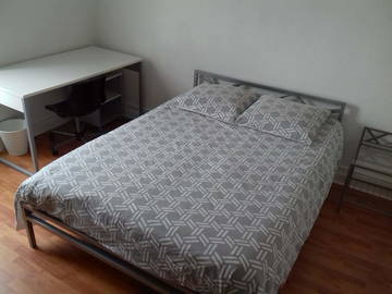 Roomlala | Camere spaziose in affitto (Rif 5)