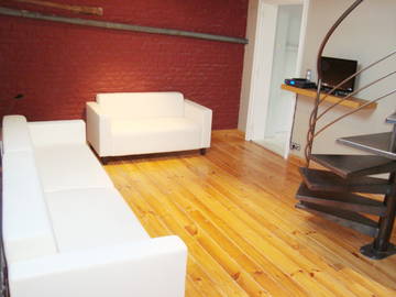 Roomlala | Cap.4.3. - Jan. - Linda Casa no Centro