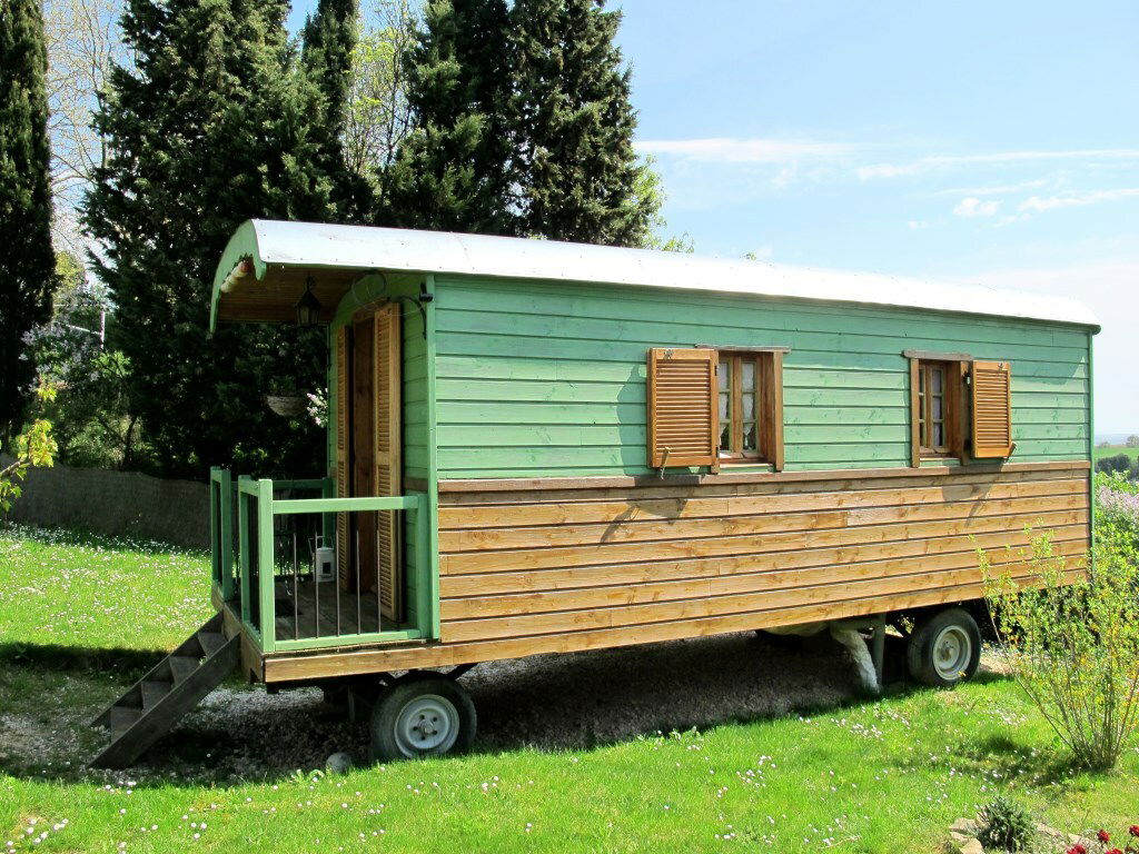 Gästrum Montmaur 86049
