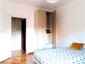 Roomlala | Carlo Troya Room 1 - Chambre Privée Avec Air Conditionné