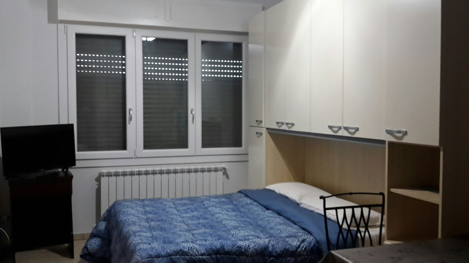 Unabhängiges Studio Carpi 194256