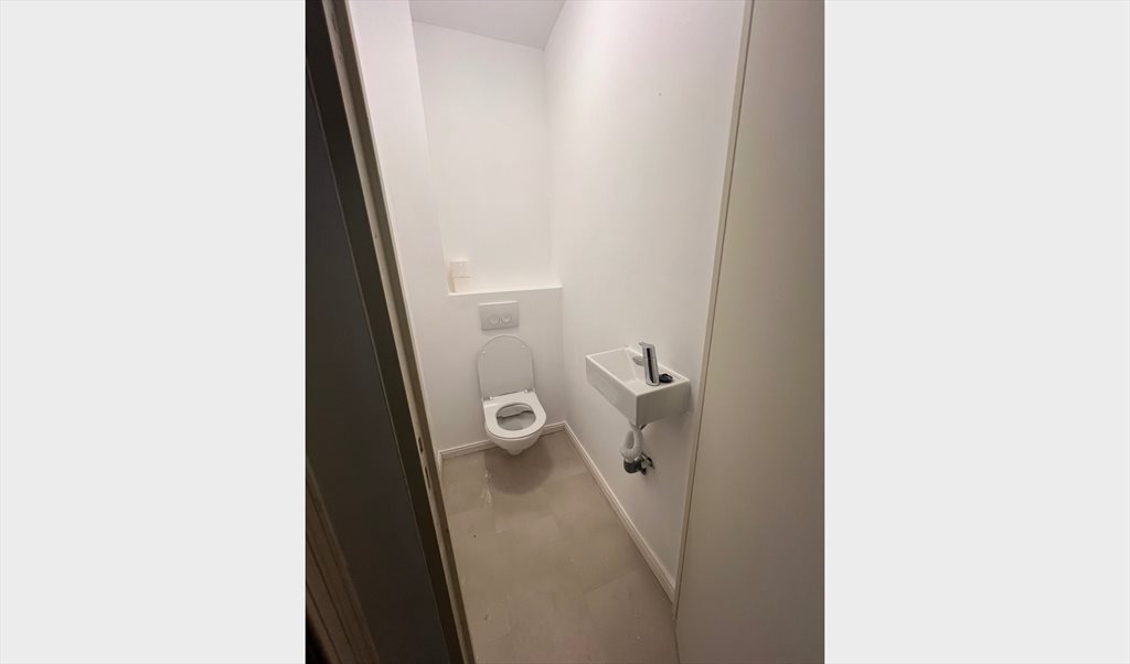 Colocação Charleroi 480118