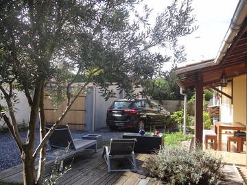 Roomlala | Casa de 2 quartos com jardim para alugar em Bordeaux