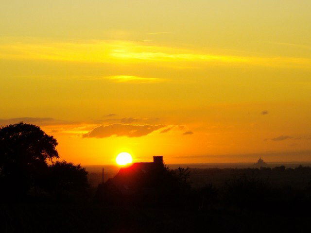 Estudio Independiente Isigny-le-Buat 37745