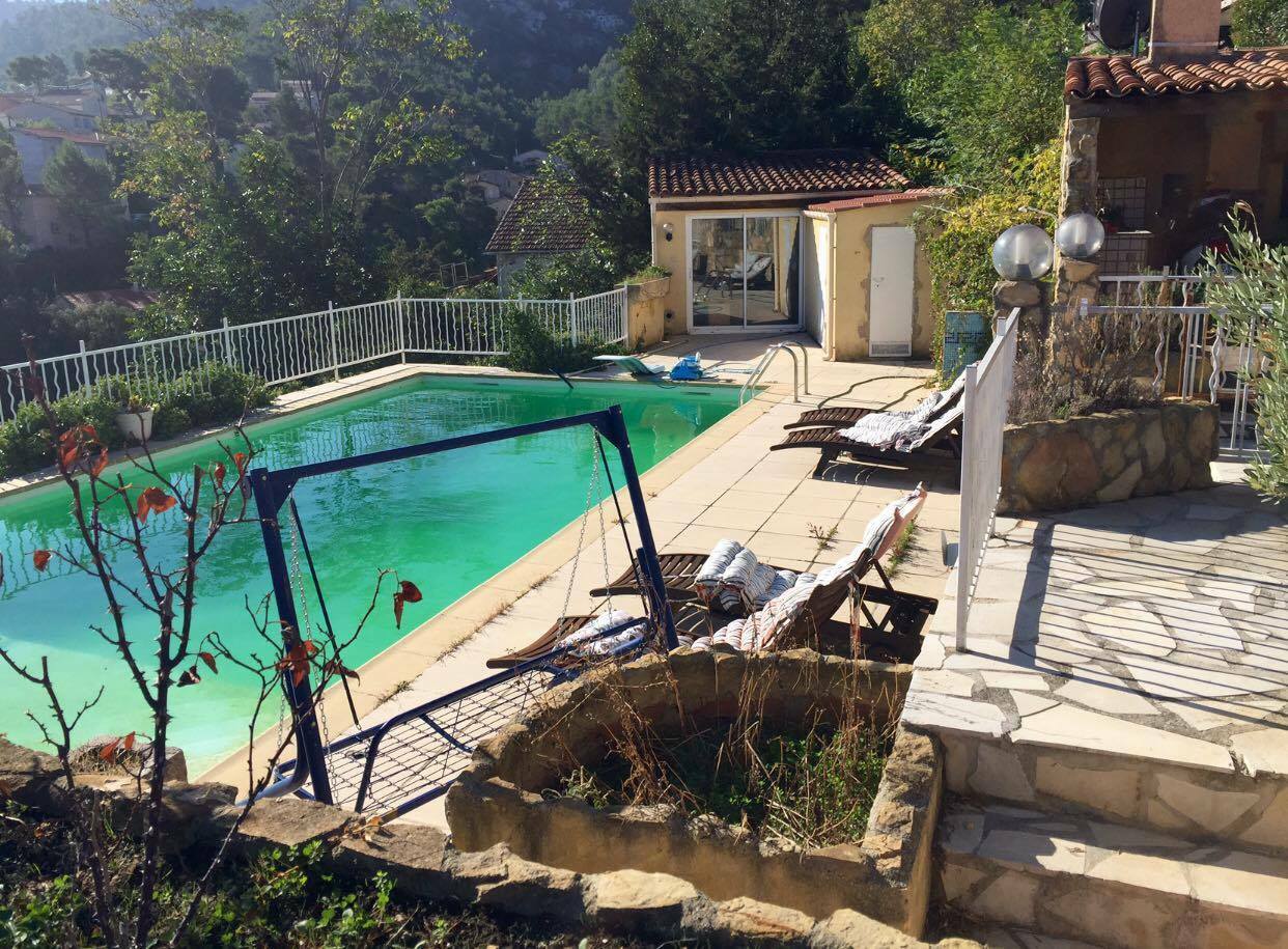 Quedarse En Casa Marseille 137742