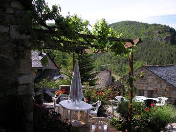 Roomlala | Casa De Pueblo En Maravilloso Cantobre Aveyron